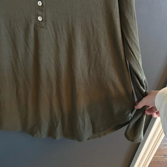 Olive Green Long Sleeve Henley Top | Women’s Medium - Picture 3 of 6